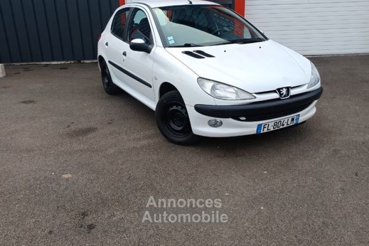 Peugeot 206 1.4 75CH CRIT AIR 3 GARANTIE 6 MOIS KIT EMBRAYAGE NEUF- DISTRIBUTION NEUF - <small></small> 2.090 € <small>TTC</small> - #2