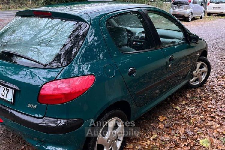 Peugeot 206 1.4 boîte automatique - <small></small> 3.990 € <small>TTC</small> - #2