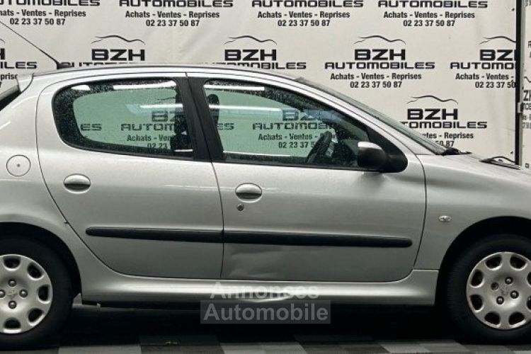 Peugeot 206 1.4 GENERATION 5P - <small></small> 6.990 € <small>TTC</small> - #6