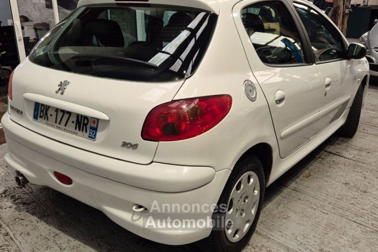 Peugeot 206 1.4 Grand Filou Cool - <small></small> 4.490 € <small>TTC</small> - #3