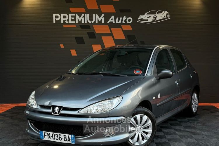 Peugeot 206 1.4 HDi 70 Cv Climatisation Automatique 5 Portes Ct Ok 2026 - <small></small> 2.990 € <small>TTC</small> - #1