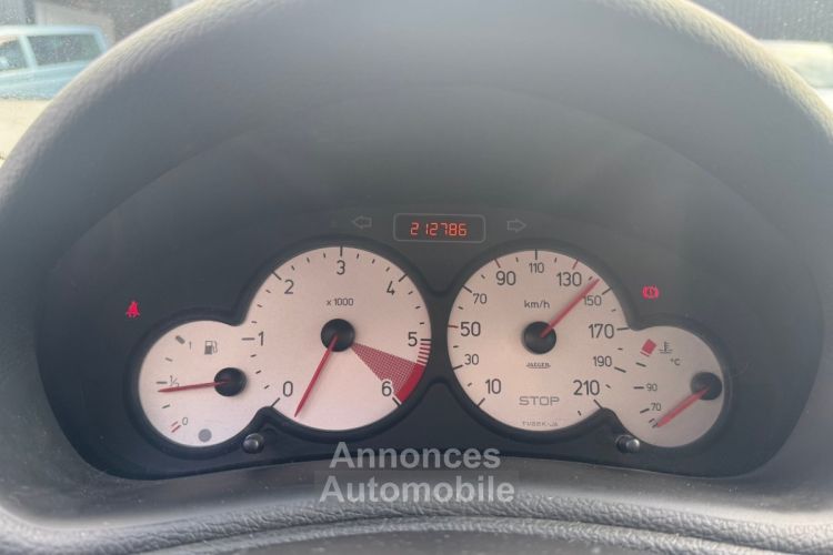 Peugeot 206 1.4 HDi70 Pop Art 5p - <small></small> 2.990 € <small>TTC</small> - #14