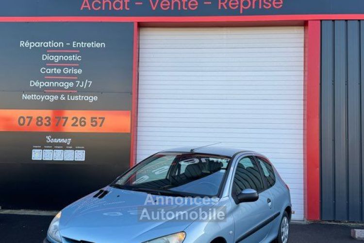 Peugeot 206 1.4 I 75cv Clim payement 4 fois boîte auto GPS car play camera de recul cuir alcantara - <small></small> 3.590 € <small>TTC</small> - #1