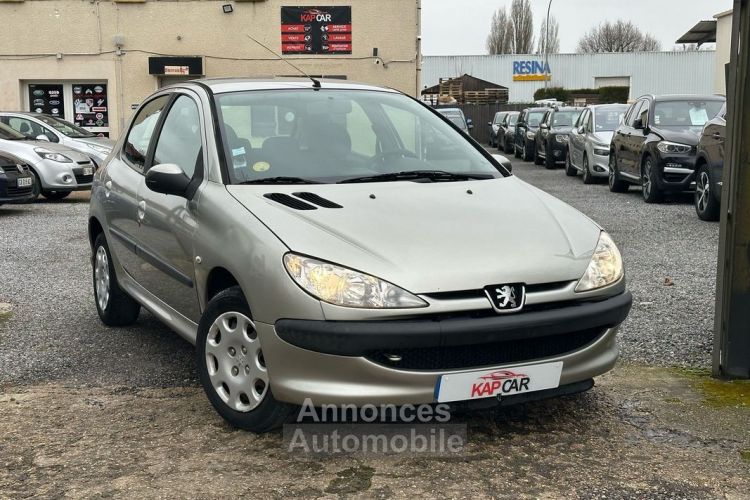 Peugeot 206 1.4 Trendy Garantie 6 mois - <small></small> 3.790 € <small>TTC</small> - #1