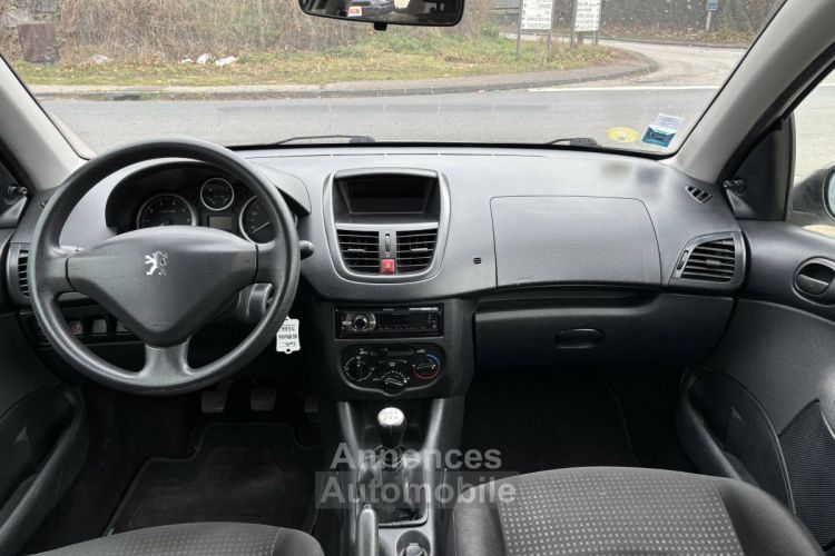 Peugeot 206 1.4 Urban 5p - <small></small> 4.490 € <small>TTC</small> - #9