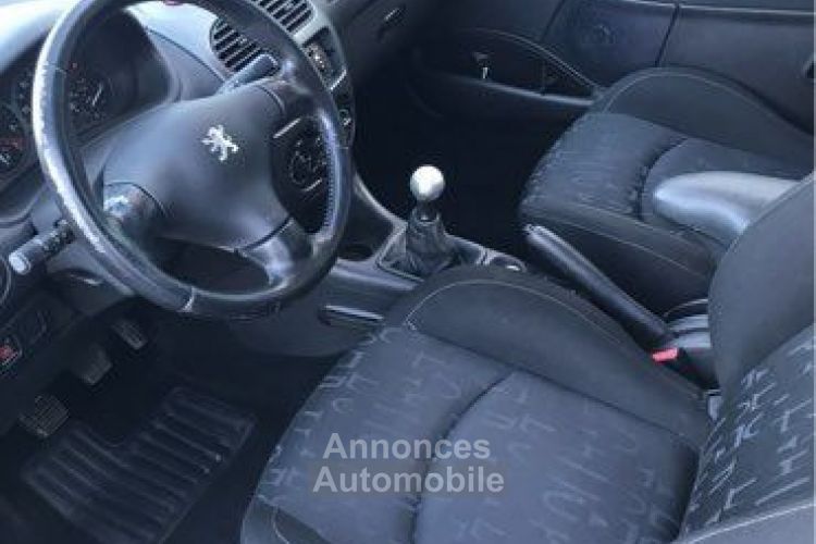 Peugeot 206 1.4 xs - <small></small> 3.690 € <small>TTC</small> - #4