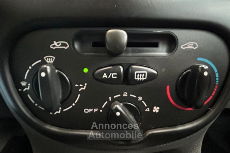 Peugeot 206 1.4 XT 5P - <small></small> 4.490 € <small>TTC</small> - #12