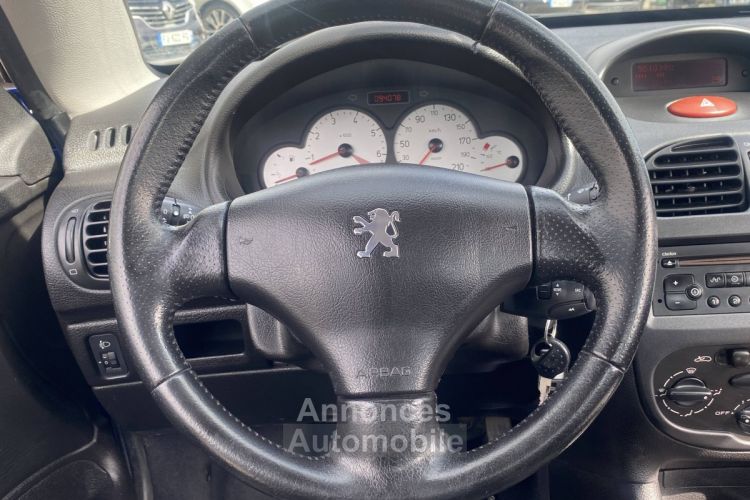 Peugeot 206 1.6 16v - <small></small> 3.990 € <small>TTC</small> - #18