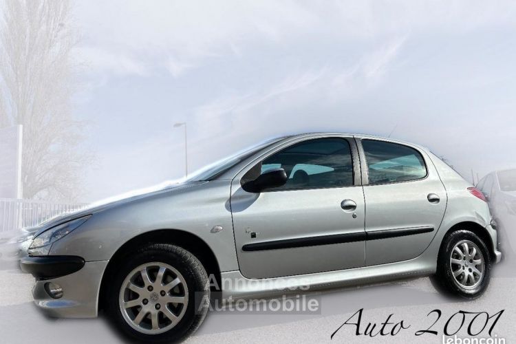 Peugeot 206 1.6 16V XT PREMIUM BAA 5P - <small></small> 3.990 € <small>TTC</small> - #1