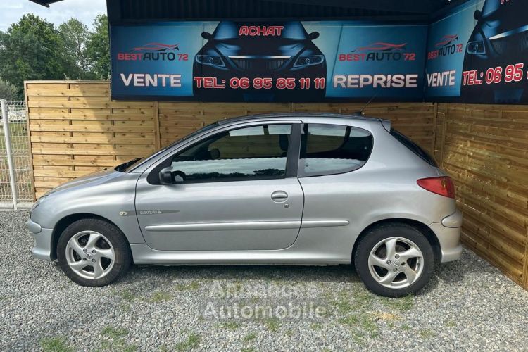 Peugeot 206 1.6 HDi Quiksilver  110CH - <small></small> 2.990 € <small>TTC</small> - #2