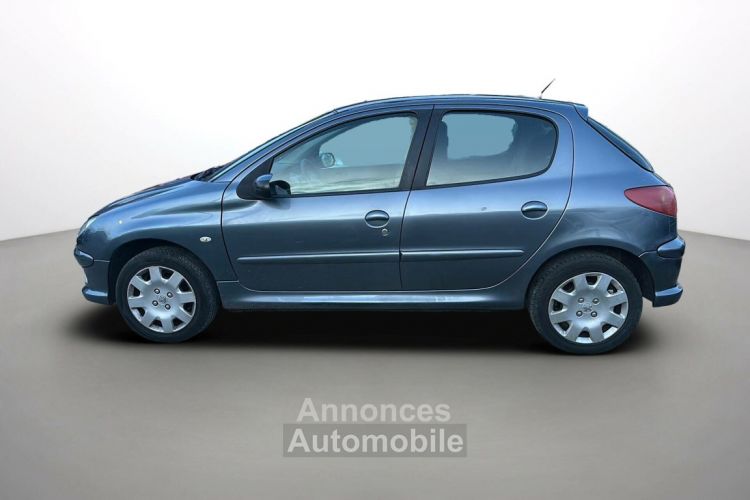 Peugeot 206 1.6e 16v Trendy BVA - <small></small> 5.990 € <small>TTC</small> - #10