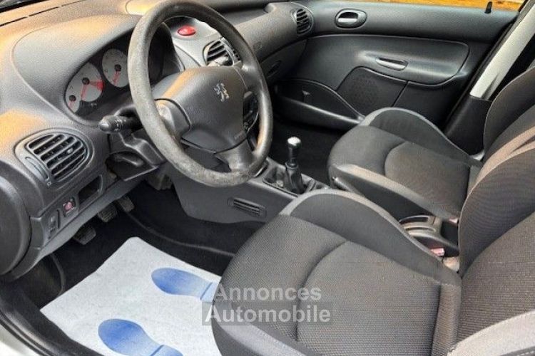 Peugeot 206 (2) 1.6 hdi 110 fap trendy 5p - <small></small> 3.990 € <small>TTC</small> - #4