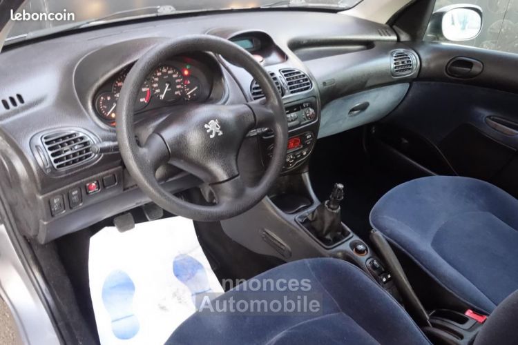 Peugeot 206 2.0 HDi XT Premium - <small></small> 1.990 € <small>TTC</small> - #8