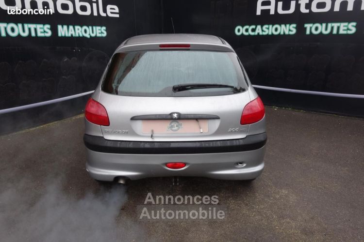 Peugeot 206 2.0 HDi XT Premium - <small></small> 1.990 € <small>TTC</small> - #12