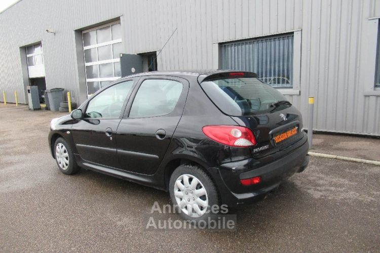Peugeot 206 206+ 1.4 HDi 70ch BLUE LION Pack Limited - <small></small> 4.980 € <small>TTC</small> - #4
