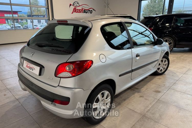 Peugeot 206 206+ 1.4 i 75cv-2009 - <small></small> 4.400 € <small>TTC</small> - #4