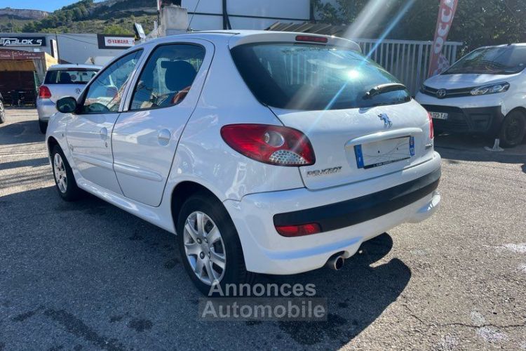 Peugeot 206 206+ 1.4e 75 CV - <small></small> 5.990 € <small>TTC</small> - #3