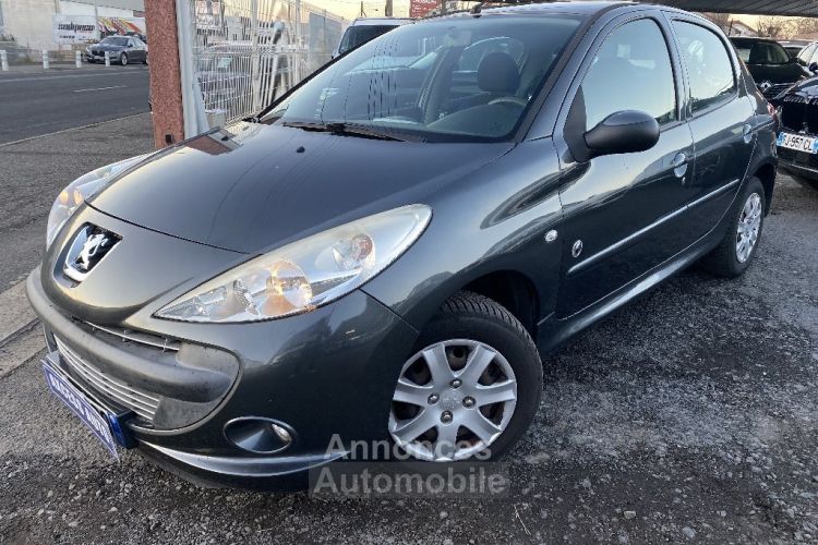 Peugeot 206 206+ 1.4e 75ch Génération - <small></small> 5.990 € <small>TTC</small> - #1