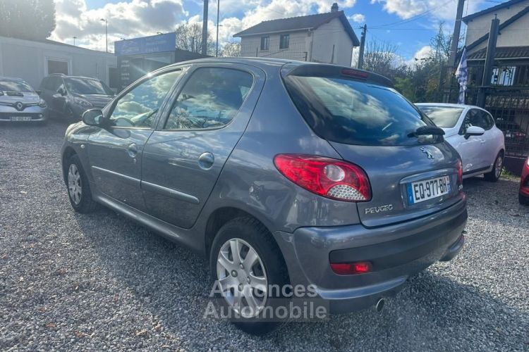 Peugeot 206 206+ 1.4e 75ch Urban 5P distribution neuve -24000 KM - <small></small> 5.500 € <small>TTC</small> - #3