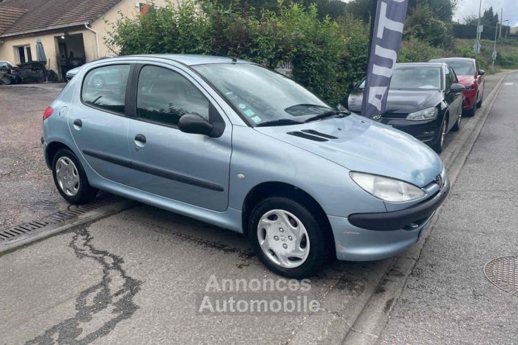 Peugeot 206 Berline bicorps trois ou cinq portes 1.4 i 1360cm3 75cv  - <small></small> 3.000 € <small>TTC</small> - #3