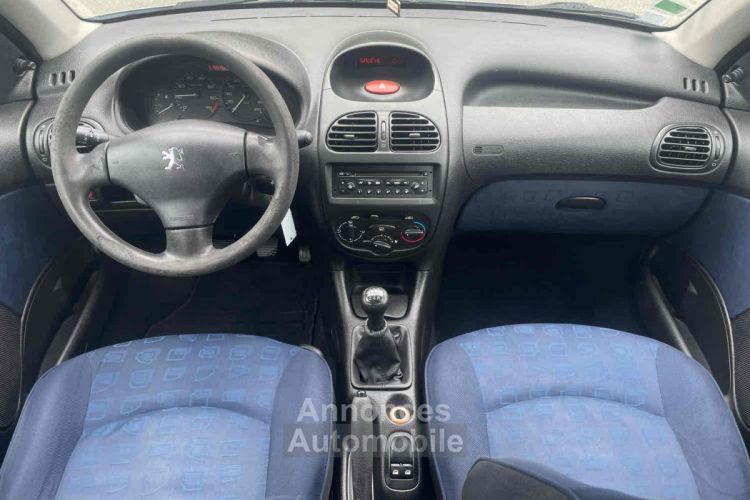 Peugeot 206 Berline bicorps trois ou cinq portes 1.4 i 1360cm3 75cv  - <small></small> 3.000 € <small>TTC</small> - #6