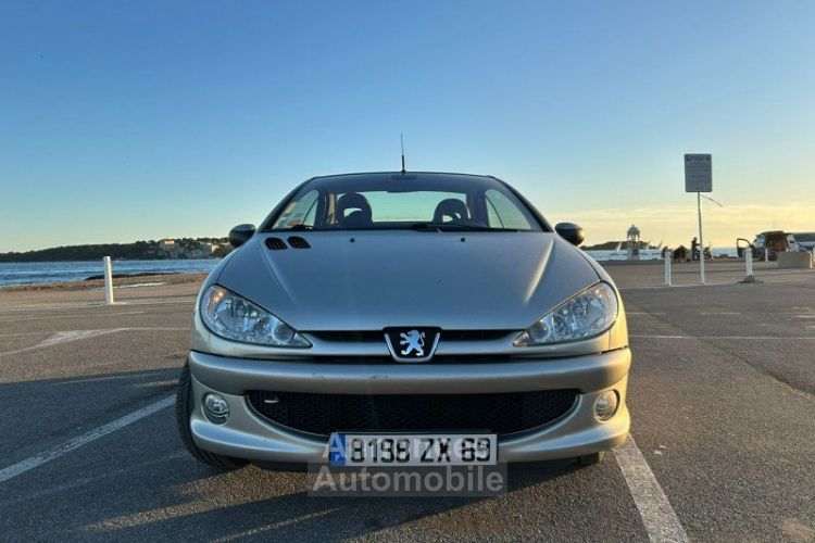 Peugeot 206 CC 1.6 16V ROLAND GARROS BAA - <small></small> 7.900 € <small>TTC</small> - #8