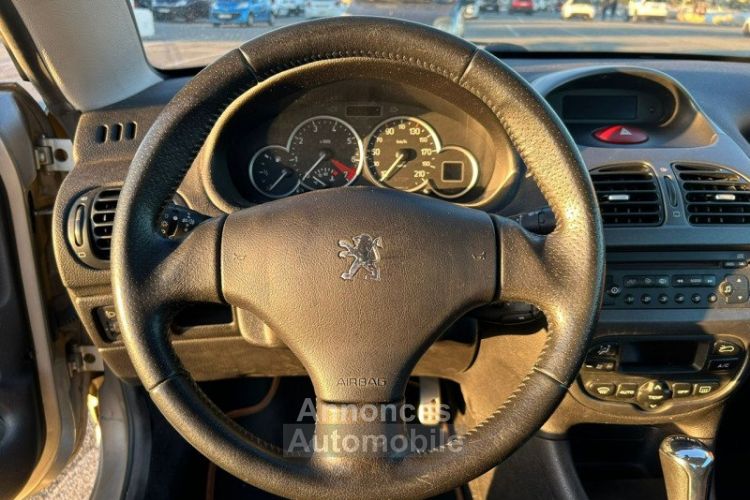 Peugeot 206 CC 1.6 16V ROLAND GARROS BAA - <small></small> 7.900 € <small>TTC</small> - #14