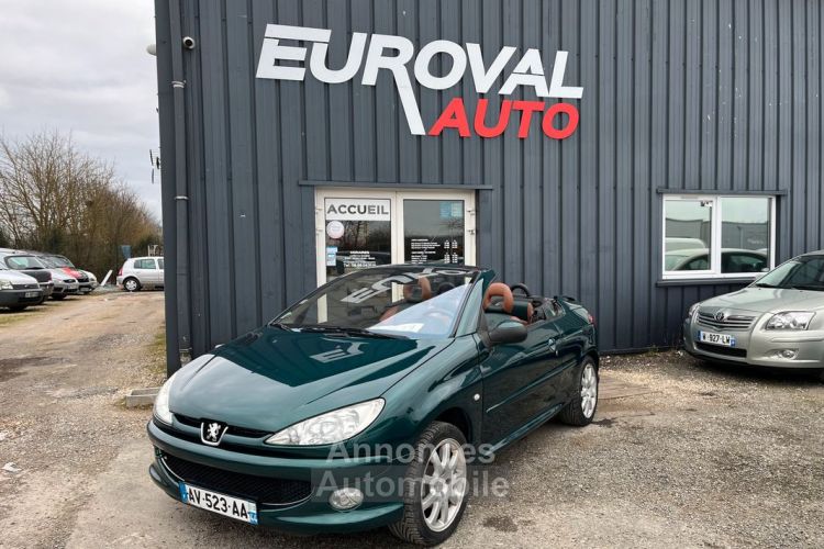 Peugeot 206 CC 2.0 16v 136ch roland garros - <small></small> 5.990 € <small>TTC</small> - #1