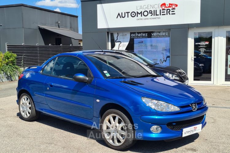 Peugeot 206 CC 2.0 i S16 136 cv - <small></small> 9.990 € <small>TTC</small> - #1