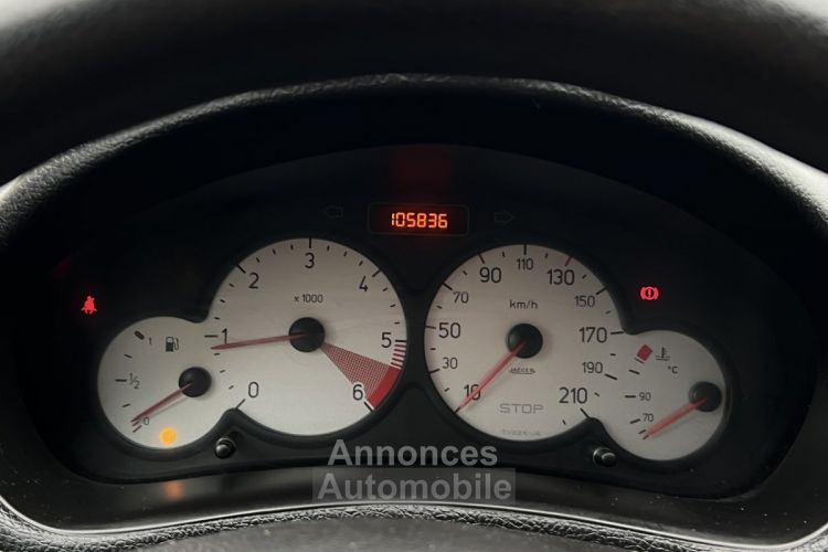 Peugeot 206 PHASE 2 1.4 HDI 70 Cv 5 PORTES CLIMATISATION REGULATEUR LIMITEUR BLUETOOTH Garantie 1 an - <small></small> 4.970 € <small>TTC</small> - #14