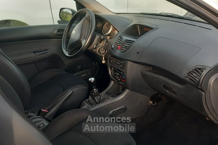 Peugeot 206+ 1.4 HDI 70 PACK CD / CLIM - <small></small> 3.600 € <small>TTC</small> - #3