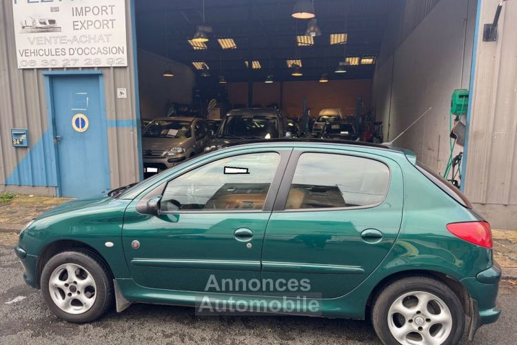 Peugeot 206 roland garros 1.4 i essence 75 boite automatique - <small></small> 4.590 € <small>TTC</small> - #1