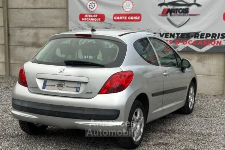 Peugeot 207 120 CH - <small></small> 3.990 € <small>TTC</small> - #4