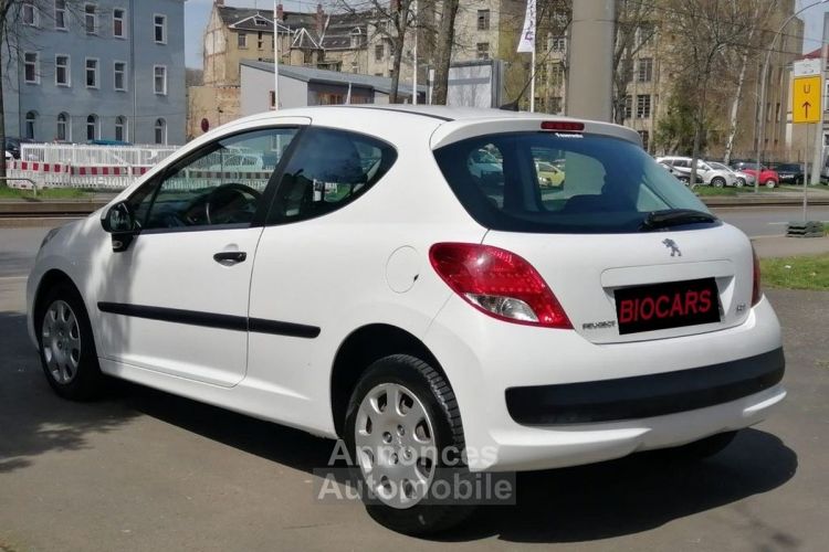 Peugeot 207 1.4  Filou - <small></small> 5.750 € <small>TTC</small> - #4