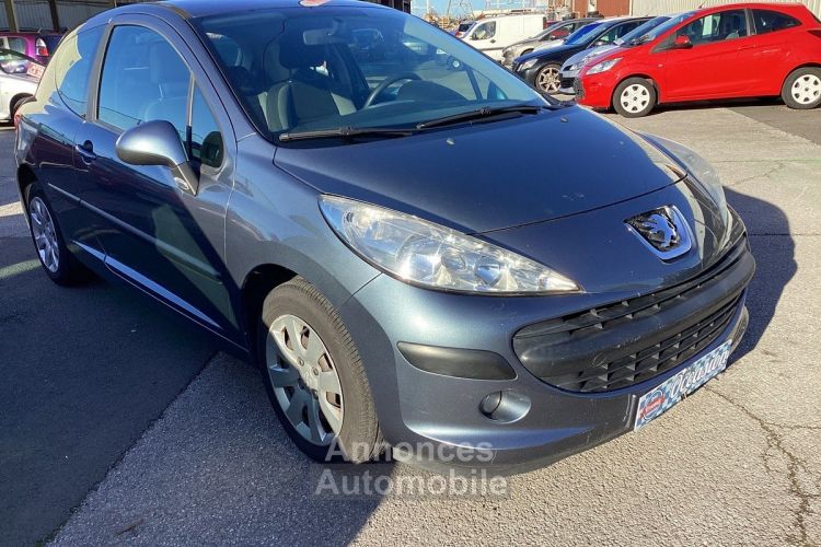 Peugeot 207 1.4  Urban - <small></small> 4.250 € <small>TTC</small> - #1