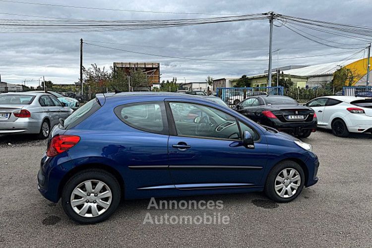 Peugeot 207 1.4 16V TRENDY 3P - <small></small> 3.499 € <small>TTC</small> - #4