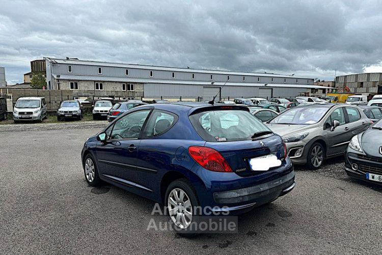 Peugeot 207 1.4 16V TRENDY 3P - <small></small> 3.499 € <small>TTC</small> - #7