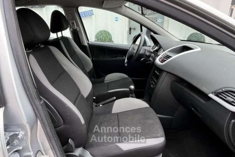 Peugeot 207 1.4 HDi BERLINE Style PHASE 1 - <small></small> 6.490 € <small>TTC</small> - #7