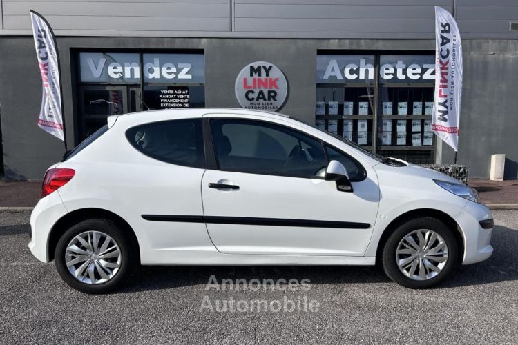 Peugeot 207 1.4 HDi Commerciale Pack avec TVA Embrayage Distribution OK - <small></small> 3.600 € <small></small> - #6