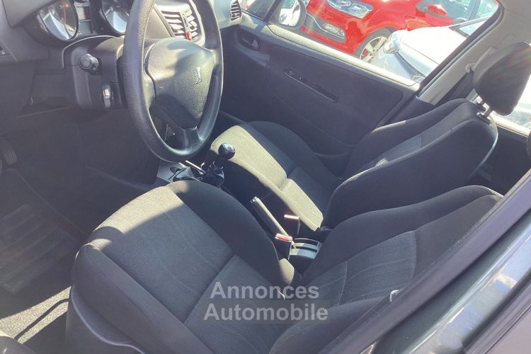 Peugeot 207 1.4 HDI Tendance  Excellent Etat Carnet Garantie - <small></small> 4.930 € <small>TTC</small> - #11