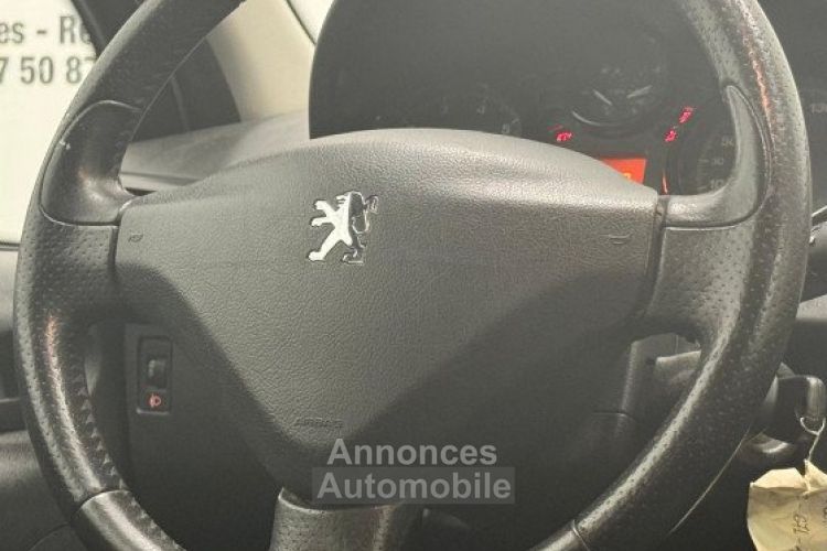 Peugeot 207 1.4 URBAN 5P - <small></small> 6.990 € <small>TTC</small> - #8