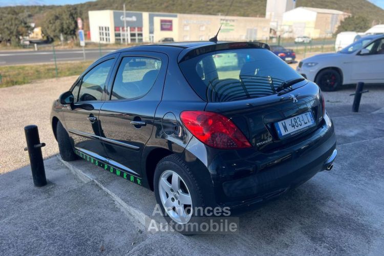 Peugeot 207 1.4 VTi 16v 95ch Sport Pack - <small></small> 4.990 € <small>TTC</small> - #4