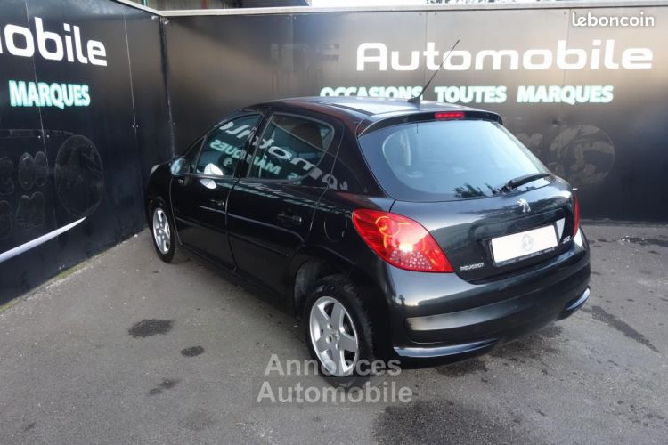 Peugeot 207 1.4 VTi 16V 95ch Trendy - <small></small> 3.990 € <small>TTC</small> - #4