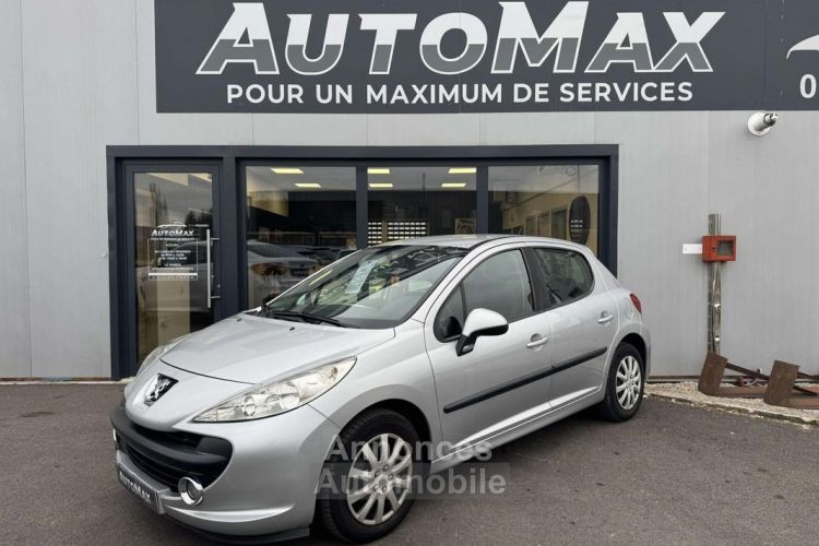 Peugeot 207 1.4 VTi 16V BERLINE Style PHASE 1 - <small></small> 5.490 € <small>TTC</small> - #1