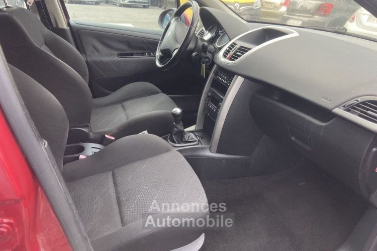 Peugeot 207 1.4 VTI 16V PREMIUM 5P - <small></small> 2.990 € <small>TTC</small> - #8