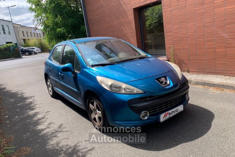 Peugeot 207 1.4 VTI 16V STYLE 5P 2490e PERTE DE PUISSANCE - VENTE EN L'ETAT - <small></small> 2.490 € <small>TTC</small> - #2