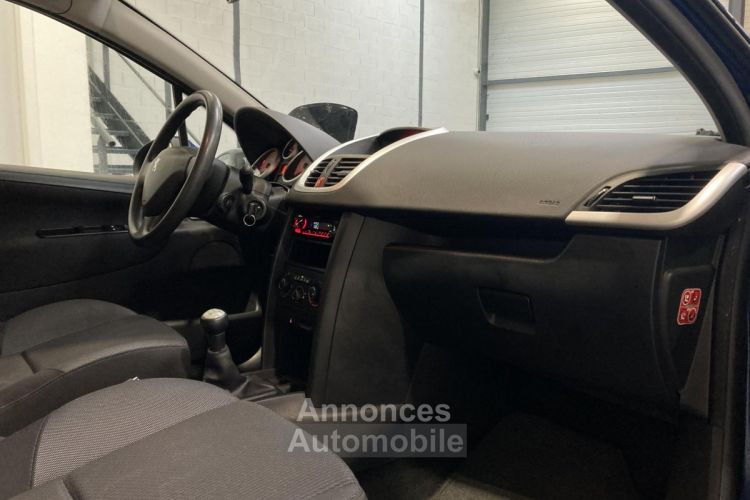 Peugeot 207 1.4 VTi 95 CH ACTIVE - <small></small> 5.990 € <small>TTC</small> - #15