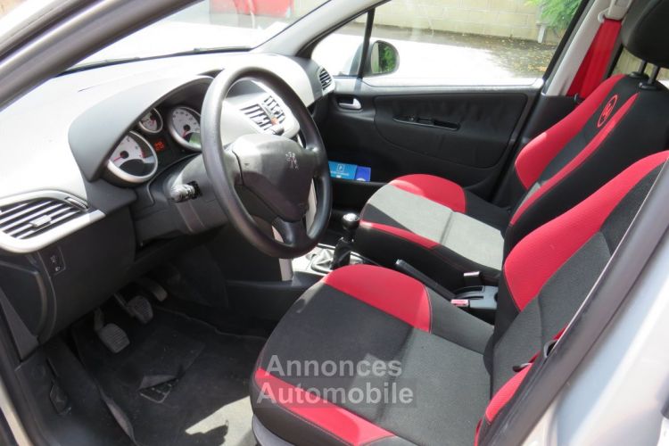 Peugeot 207 1.4 VTI 95 SERIE 64 5P - <small></small> 4.990 € <small>TTC</small> - #8