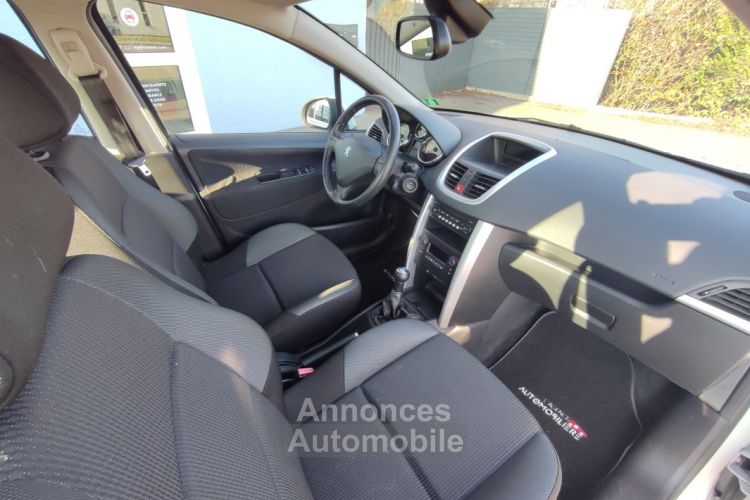 Peugeot 207 1.4 VTI 95 Urban Move - <small></small> 5.990 € <small>TTC</small> - #17