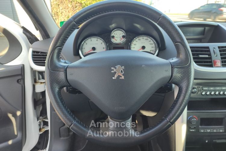 Peugeot 207 1.4 VTI 95 Urban Move - <small></small> 5.990 € <small>TTC</small> - #25